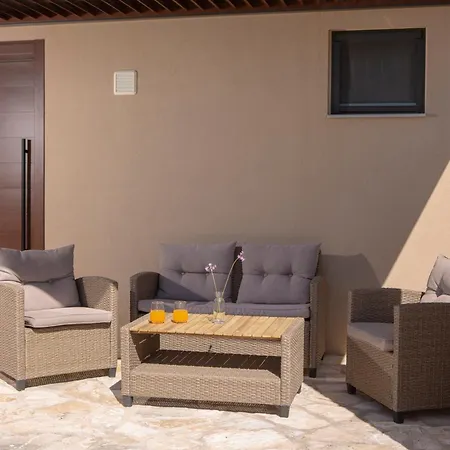 Mylos Ridge - Andromeda Villa *